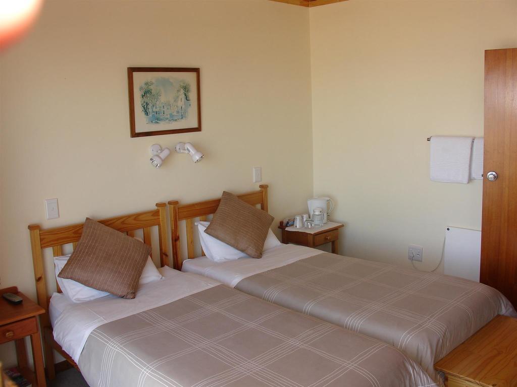 On The Bay Guesthouse Kruisfontein Habitación foto